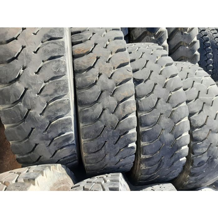315/80/22.5 BRIDGESTONE 151/150M
