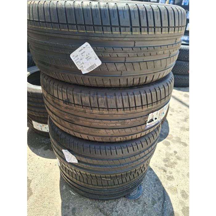 245/40/19 MICHELIN 94Y