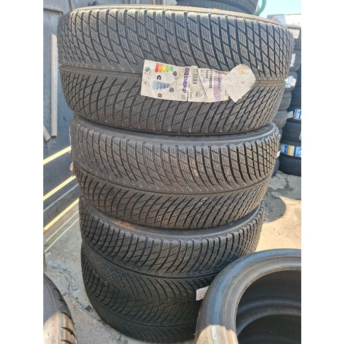 275/40/22 MICHELIN 108V