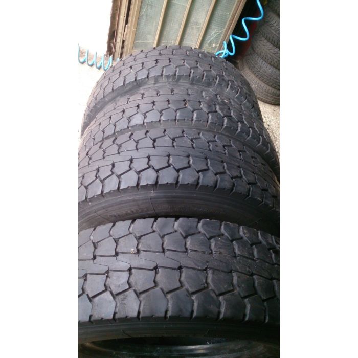 225/75/17.5 PIRELLI 129/127