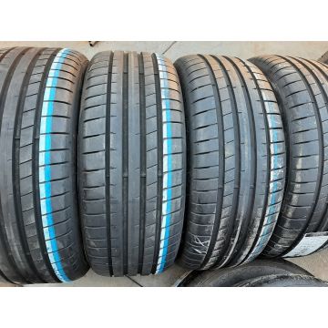 325/30/23 - 285/35/23 PIRELLI 109Y - 107Y