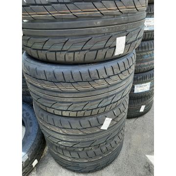 295/35/21  NITTO 107Y