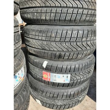 235/50/19 MOMO 103V