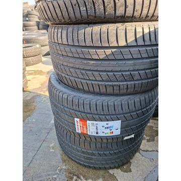 275/35/20  ROAD X 102W