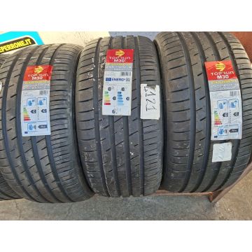 255/40/19 MOMO 100Y