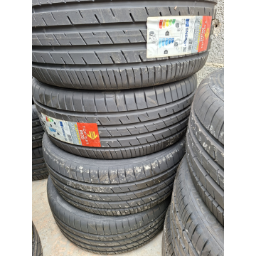 235/45/17 MOMO 97Y