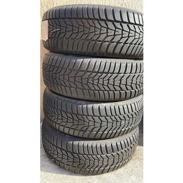 215/65/17 KUMHO 99V
