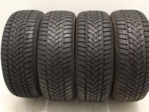 235/55/18 MICHELIN 100H