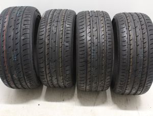 245/30R20  TOYO 90Y