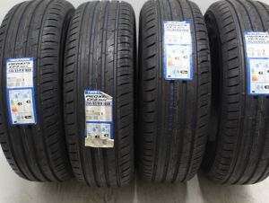 235/65/18 TOYO 106H