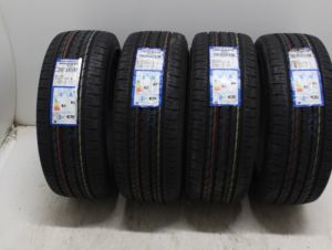 225/65/18 TOYO 103H