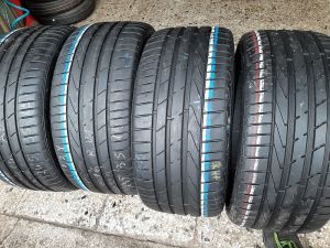 245/35/19 HANKOOK 93Y