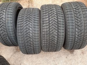 285/40/22 PIRELLI 111V