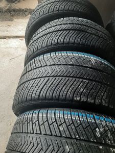 285/35/20 - 255/40/20MICHELIN 104V - 101V