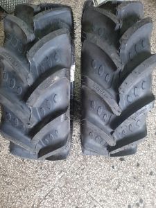 240/70/16 BKT
