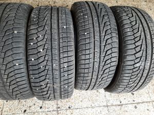 215/60/17 HANKOOK 96H