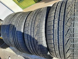 255/40/20 - 235/45/20  PIRELLI  100V - 100W