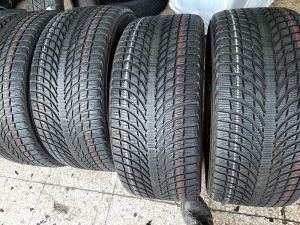 265/40/21 MICHELIN  105V