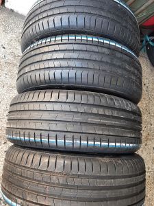 265/45/21 MICHELIN 104W