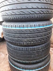 235/40/19 PIRELLI 96Y