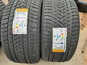 285/35/22  PIRELLI 106V