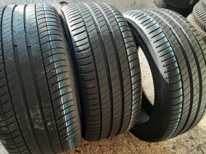 215/65/16  MICHELIN 102H