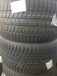 245/35/18 TOYO 92V