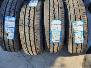  225/70/15c TOYO NUOVE  112/110s 