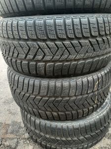 215/50/18 PIRELLI 92V