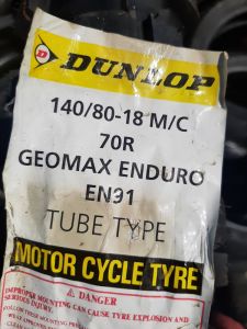 140/80/18 DUNLOP 70R