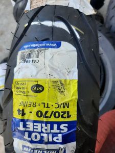 120/70/14 MICHELIN 61P