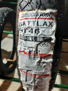 100/90/18 BRIDGESTONE 56H