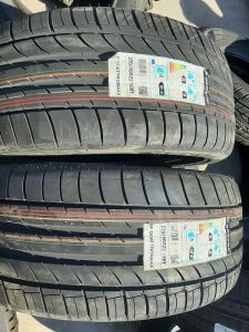 275/40/22 DUNLOP 108Y