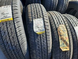 215/70/16 DUNLOP 99H