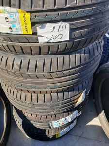 215/60/16 DUNLOP 99H