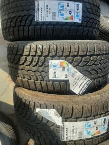 215/45/16 BRIDGESTONE 90V