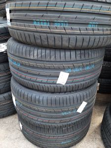 255/50/18 BRIDGESTONE 106Y