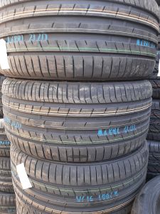 285/30/20 - 255/35/20 TOYO 99Y - 97Y