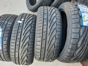 215/45/17  TOYO 91W