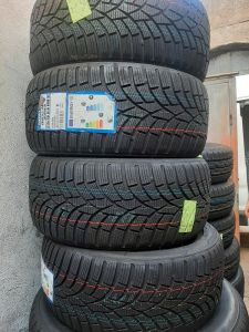 215/40/16 TOYO 86H