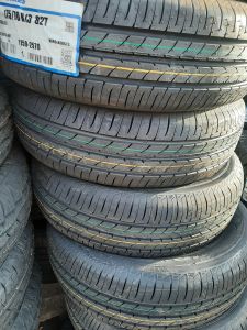 175/70/13 TOYO 82T