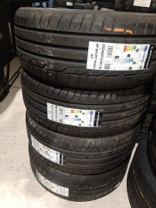 225/40/19 DUNLOP 93Y