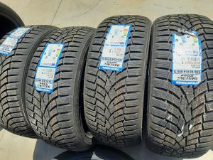 235/45/19 TOYO 99V