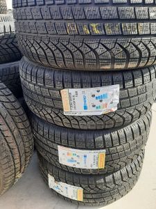 245/45/18 PIRELLI 100V