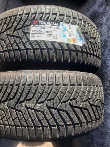 255/45/18 YOKOHAMA 103V