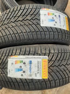 225/40/18 PIRELLI 93Y