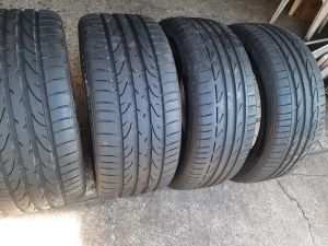 255/40/19 - 235/45/19 BRIDGESTONE 100Y - 95W