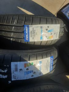 175/55/15 FALKEN 77T