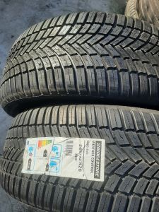 245/45/20 BRIDGESTONE 99W