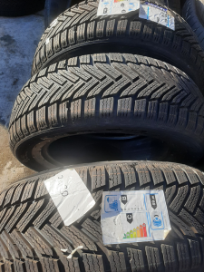 195/60/16 MICHELIN 89H